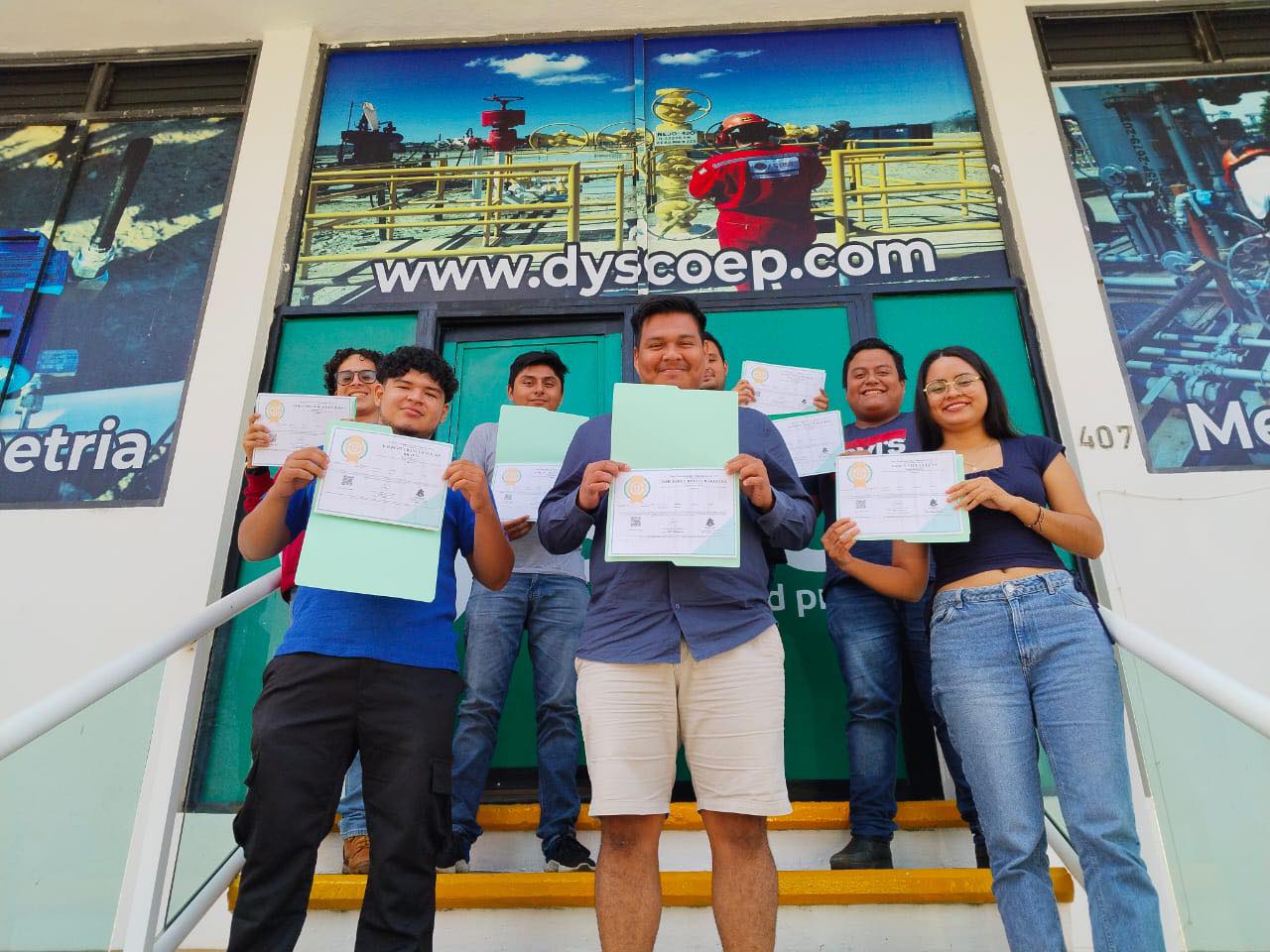 Ex alumno DYSCO University